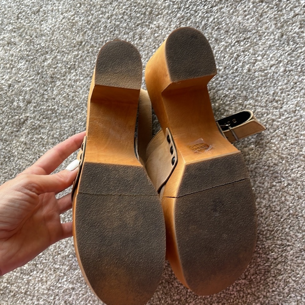 Robert Clergerie Suede Tassel Platform Wooden Sandals - Picture 8 of 16